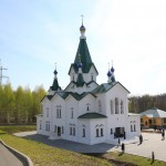 Храм
